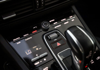 Подержанный автомобиль Porsche Cayenne 2019 года (21 фото)