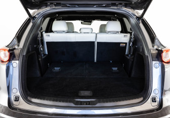 Подержанный автомобиль Mazda CX-9 2022 года (37 фото)