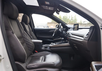 Подержанный автомобиль Mazda CX-9 2021 года (28 фото)