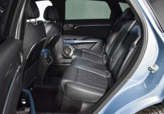 Подержанный автомобиль Voyah Free 2023 года (11 фото)