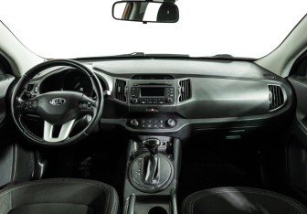 Подержанный автомобиль Kia Sportage 2013 года (13 фото)