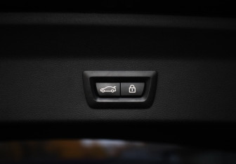 Подержанный автомобиль BMW X3 2021 года (30 фото)