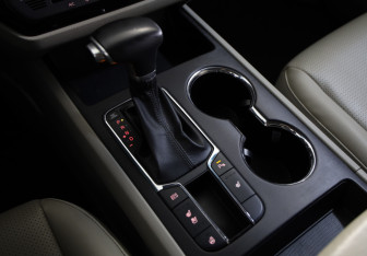 Подержанный автомобиль Kia Carnival 2018 года (16 фото)