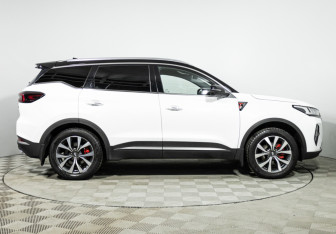 Подержанный автомобиль Chery Tiggo 7 Pro Max 2024 года (4 фото)