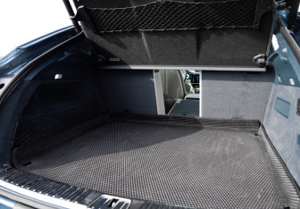 Подержанный автомобиль Porsche Cayenne 2019 года (38 фото)