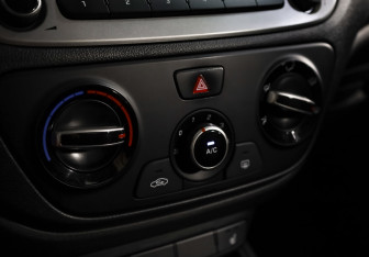 Подержанный автомобиль Hyundai Solaris Sedan 2019 года (16 фото)