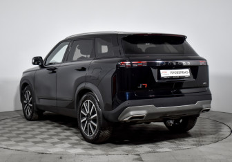 Подержанный автомобиль Jaecoo J7 2023 года (7 фото)