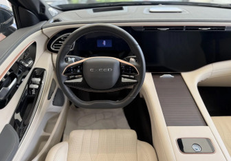 Подержанный автомобиль Exeed VX 2024 года (7 фото)