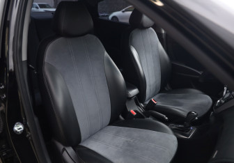 Подержанный автомобиль Hyundai Solaris Sedan 2016 года (18 фото)