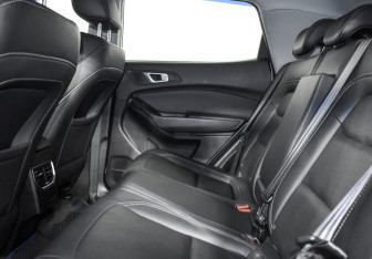 Подержанный автомобиль Chery Tiggo 4 2022 года (13 фото)