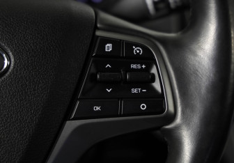 Подержанный автомобиль Hyundai Elantra Sedan 2016 года (13 фото)