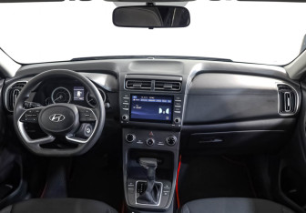Подержанный автомобиль Hyundai Creta 2021 года (9 фото)