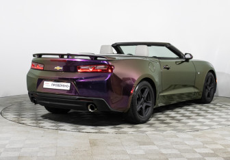 Подержанный автомобиль Chevrolet Camaro Coupe 2017 года (21 фото)