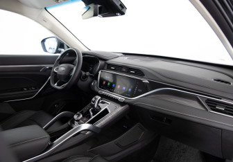 Подержанный автомобиль Geely Atlas Pro 2024 года (11 фото)