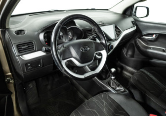 Подержанный автомобиль Kia Picanto 2013 года (11 фото)