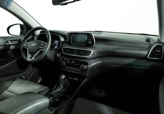 Подержанный автомобиль Hyundai Tucson 2020 года (9 фото)