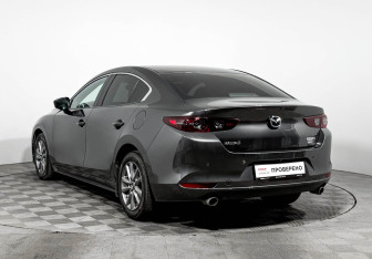 Подержанный автомобиль Mazda 3 Sedan 2021 года (7 фото)