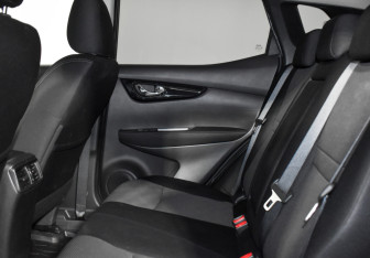 Подержанный автомобиль Nissan Qashqai 2018 года (11 фото)
