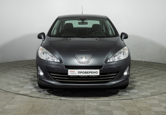 Подержанный автомобиль Peugeot 408 2016 года (2 фото)
