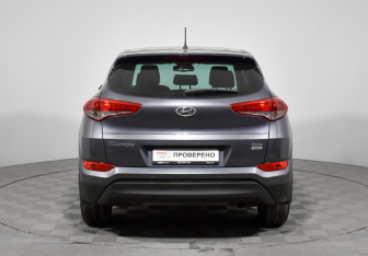 Подержанный автомобиль Hyundai Tucson 2016 года (6 фото)