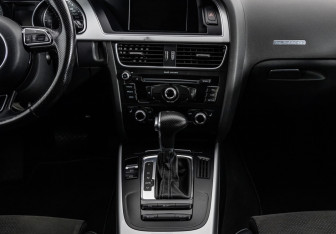 Подержанный автомобиль Audi A5 Liftback 2016 года (15 фото)
