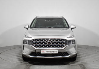 Подержанный автомобиль Hyundai Santa Fe 2021 года (2 фото)