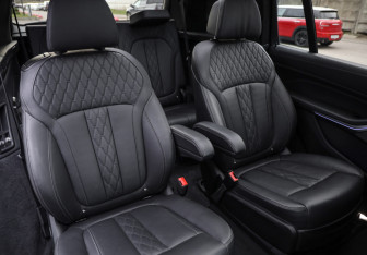 Подержанный автомобиль BMW X7 2019 года (32 фото)