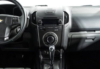 Подержанный автомобиль Chevrolet TrailBlazer 2014 года (14 фото)