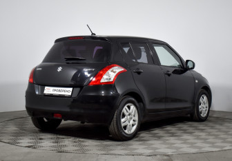Подержанный автомобиль Suzuki Swift Hatchback 2011 года (5 фото)
