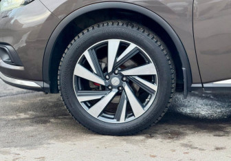 Подержанный автомобиль Nissan Murano Suv 2020 года (10 фото)