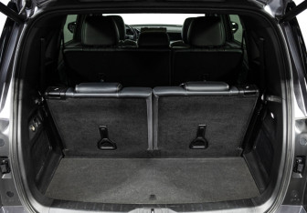 Подержанный автомобиль GAC GS8 2023 года (25 фото)