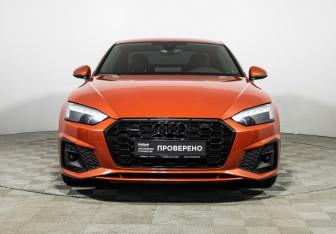 Подержанный автомобиль Audi A5 Coupe 2021 года (2 фото)
