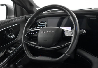 Подержанный автомобиль Exeed VX 2024 года (14 фото)