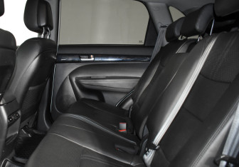 Подержанный автомобиль Kia Sorento 2020 года (11 фото)