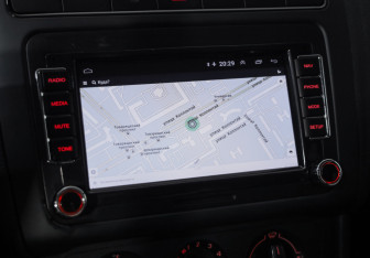 Подержанный автомобиль Volkswagen Polo Sedan 2016 года (14 фото)