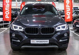Подержанный автомобиль BMW X6 2016 года (4 фото)