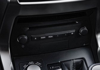 Подержанный автомобиль Lexus NX 2016 года (20 фото)