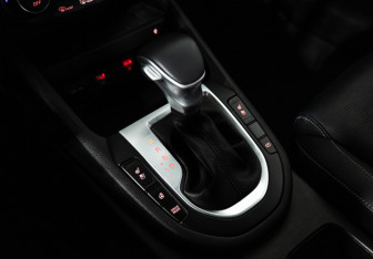 Подержанный автомобиль Kia K3 Sedan 2021 года (19 фото)