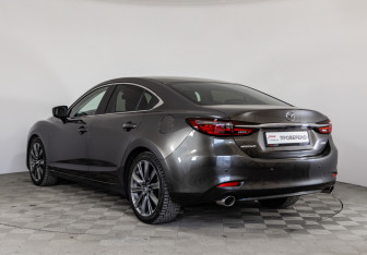 Подержанный автомобиль Mazda 6 Sedan 2018 года (7 фото)