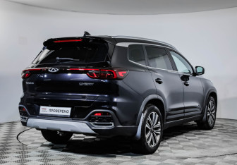 Подержанный автомобиль Chery Tiggo 8 2021 года (37 фото)