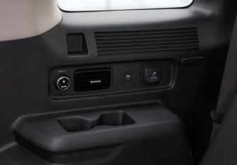 Подержанный автомобиль Hyundai Santa Fe 2023 года (37 фото)