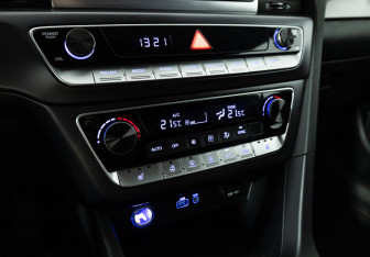 Подержанный автомобиль Hyundai Sonata 2019 года (21 фото)