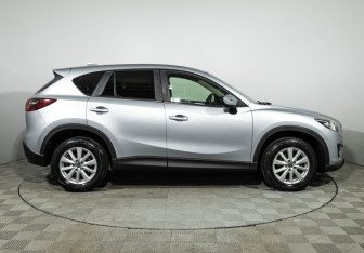 Подержанный автомобиль Mazda CX-5 2015 года (4 фото)