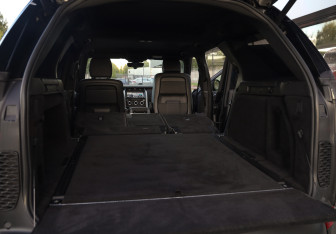 Подержанный автомобиль Land Rover Discovery 2018 года (34 фото)