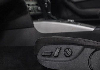 Подержанный автомобиль Audi A6 Sedan 2009 года (19 фото)