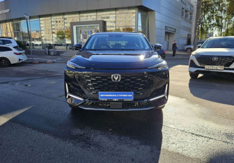 Подержанный автомобиль Changan UNI-K 2023 года (2 фото)