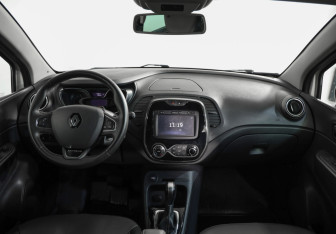 Подержанный автомобиль Renault Kaptur 2018 года (9 фото)
