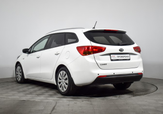 Подержанный автомобиль Kia Ceed Wagon 2016 года (7 фото)
