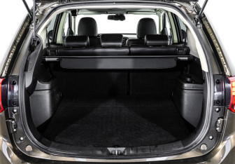 Подержанный автомобиль Mitsubishi Outlander 2016 года (25 фото)