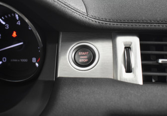 Подержанный автомобиль Land Rover Range Rover Evoque 2014 года (18 фото)